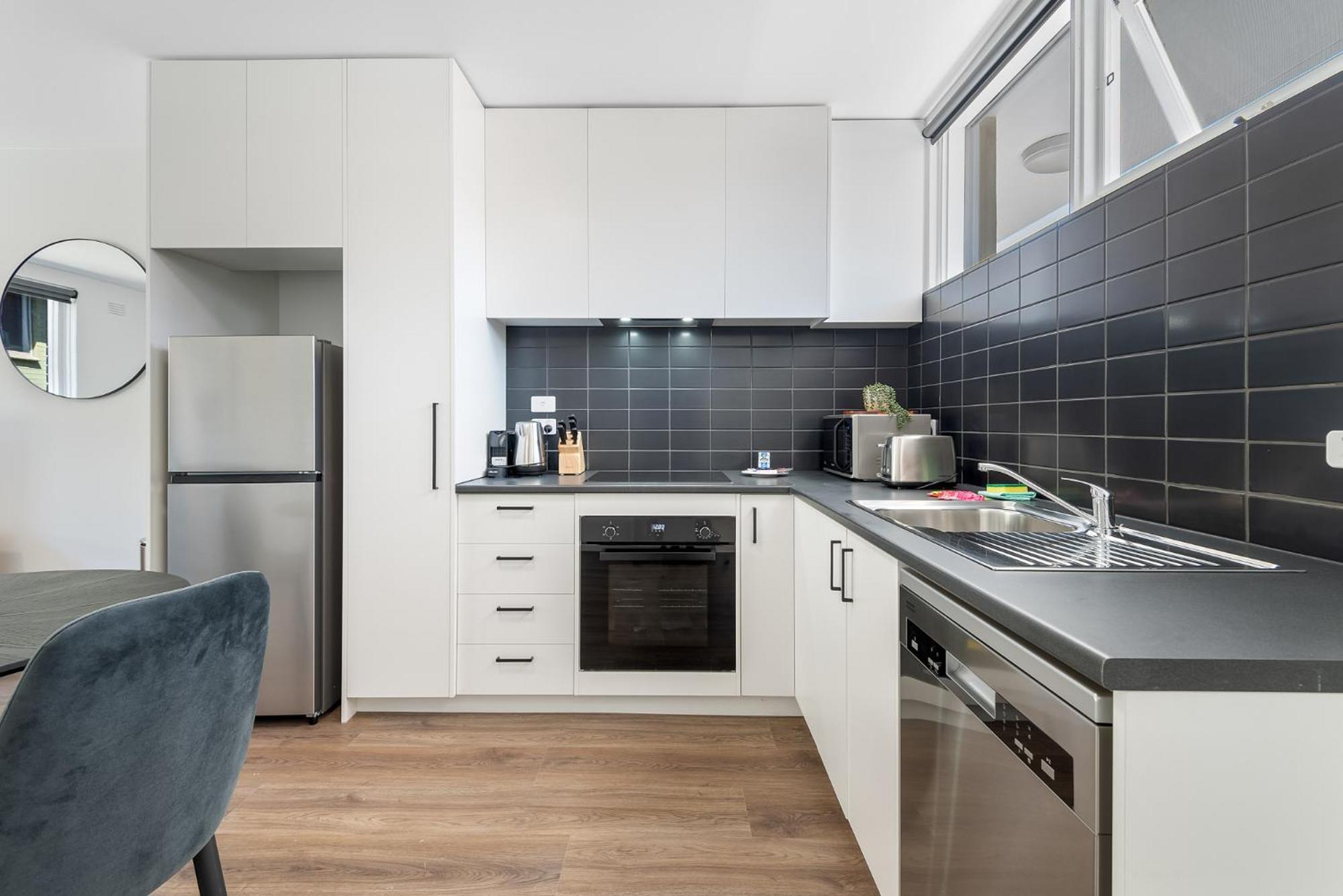 Convenient 1-Bed In The Heart Of St Kilda Leilighet Melbourne Eksteriør bilde